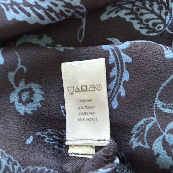 Loft size S blouse, with round collar and gathered sleeves. - Picture 6 of 6